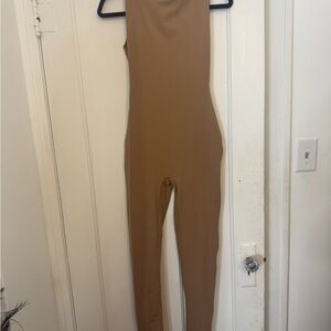 SKIMS Classic Tan Jumpsuit new with tags